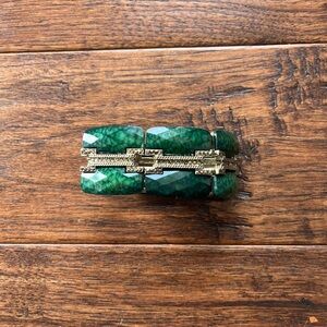 Stunning Gade Green Faceted Lucite Gold Tone Rhinestone Stretch Bracelet